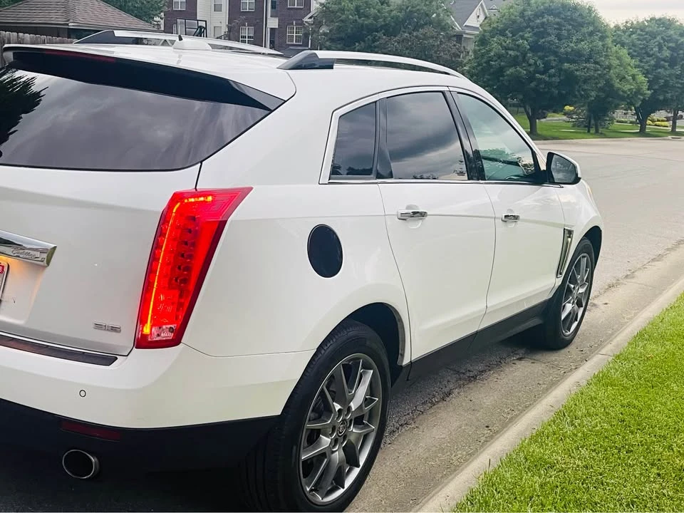 2015 Cadillac SRX - Image 2 of 18