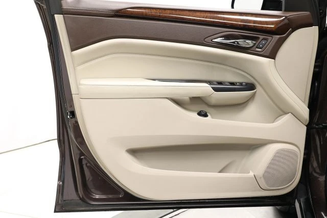 2015 Cadillac SRX - Image 9 of 12