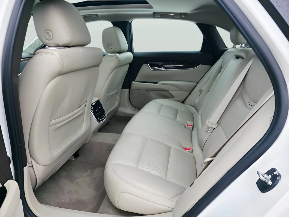 2015 Cadillac XTS - Image 13 of 20