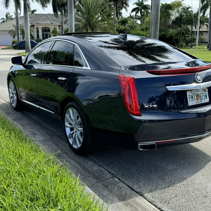 2015 Cadillac XTS - Image 9 of 12