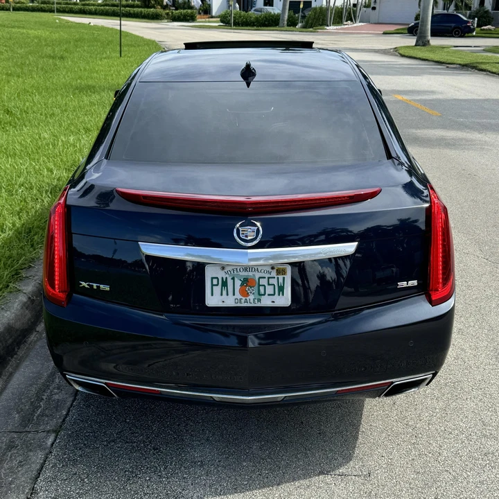 2015 Cadillac XTS - Image 10 of 12