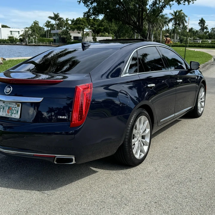 2015 Cadillac XTS - Image 11 of 12