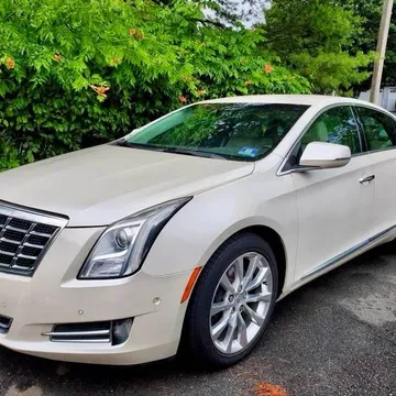 2015 Cadillac XTS Luxury Collection Sedan 4D