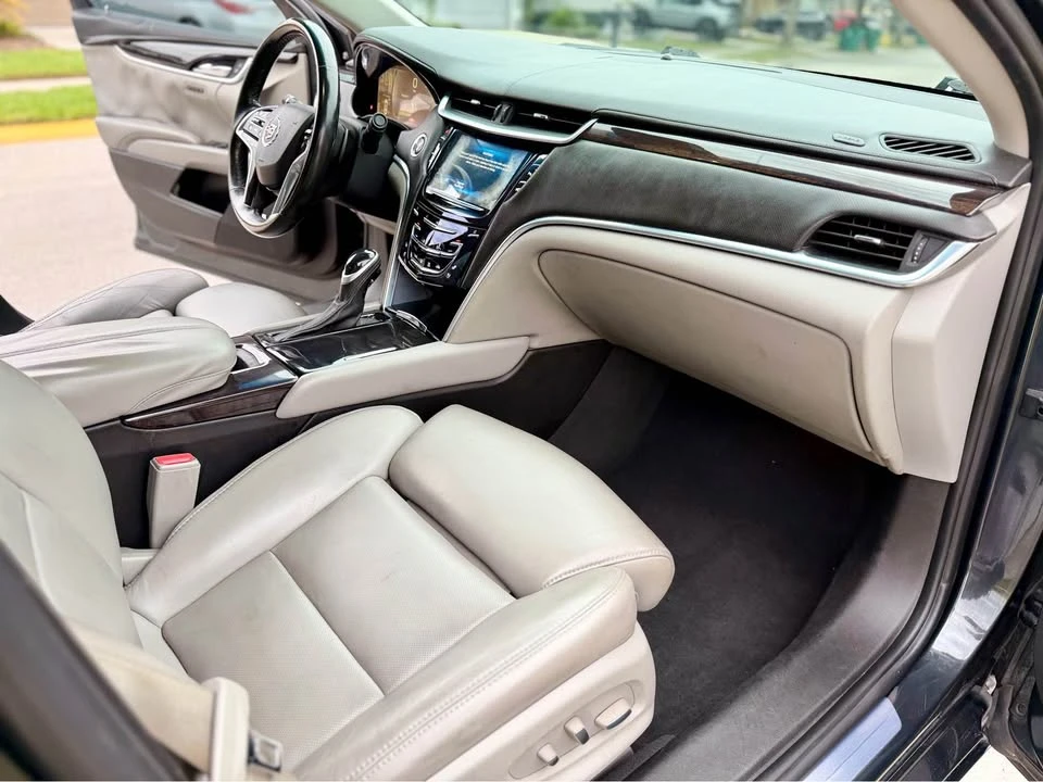 2015 Cadillac XTS - Image 13 of 17