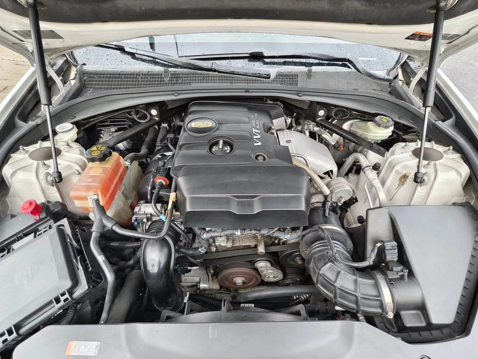 2015 Cadillac CTS 3rd Gen - Image 16 of 17