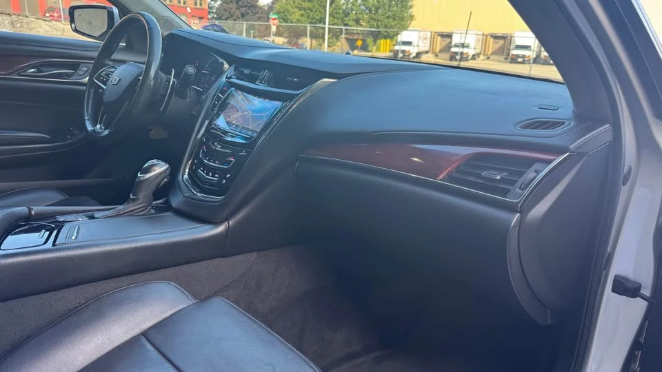 2015 Cadillac CTS 3rd Gen - Image 19 of 20