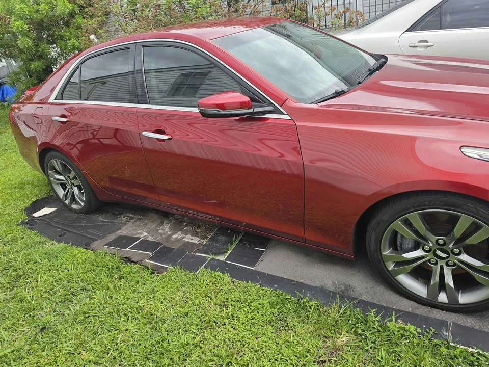 2015 Cadillac CTS-V 2nd Gen - Image 2 of 12