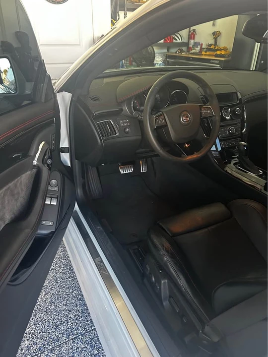 2015 Cadillac CTS-V 2nd Gen - Image 15 of 16