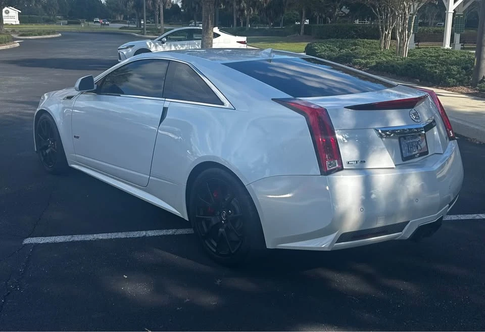2015 Cadillac CTS-V 2nd Gen - Image 8 of 16