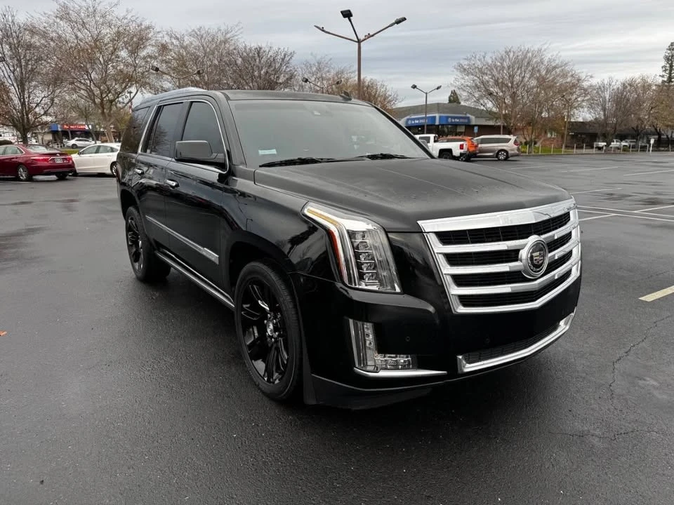 2015 Cadillac Escalade 4th Gen - Image 3 of 19