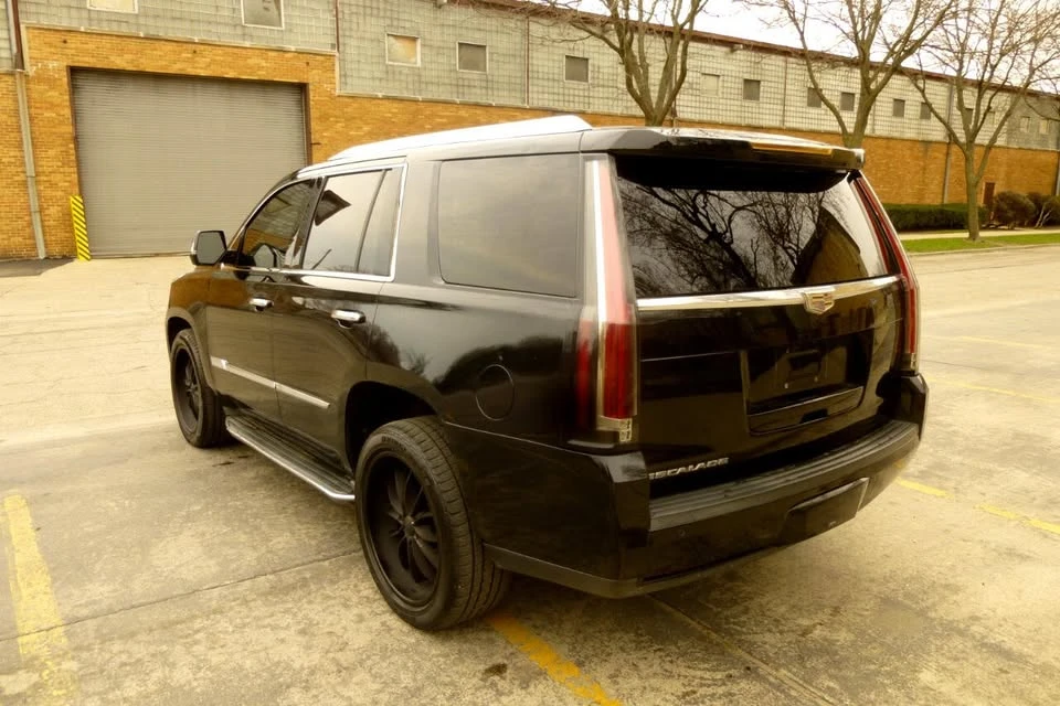 2015 Cadillac Escalade 4th Gen - Image 5 of 19