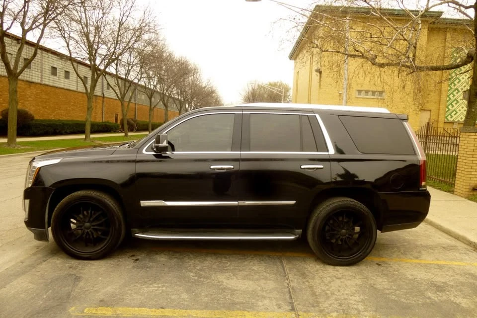 2015 Cadillac Escalade 4th Gen - Image 3 of 19