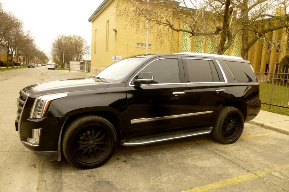 2015 Cadillac Escalade 4th Gen - Image 2 of 19