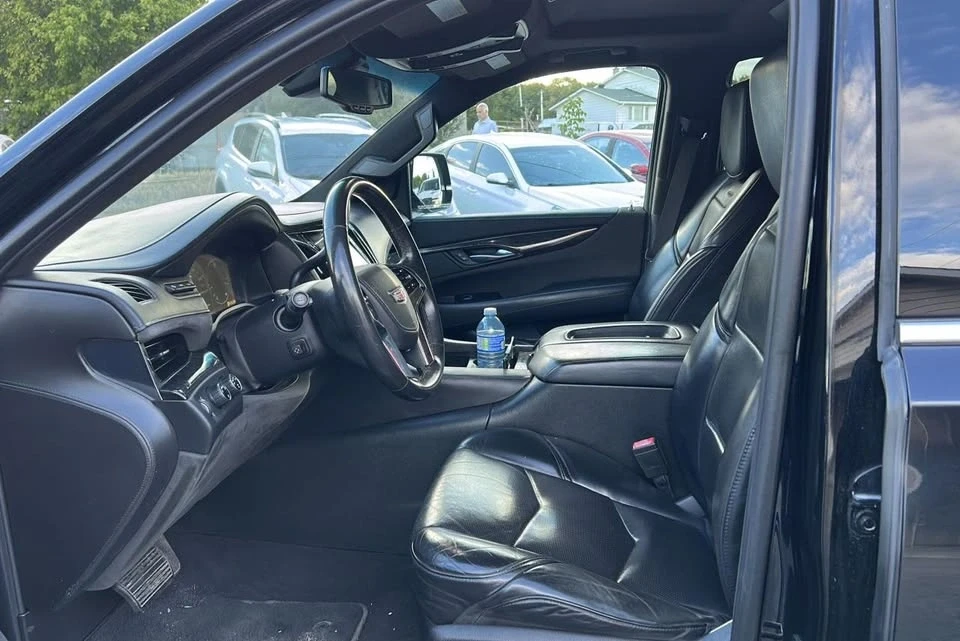2015 Cadillac Escalade 4th Gen - Image 8 of 18