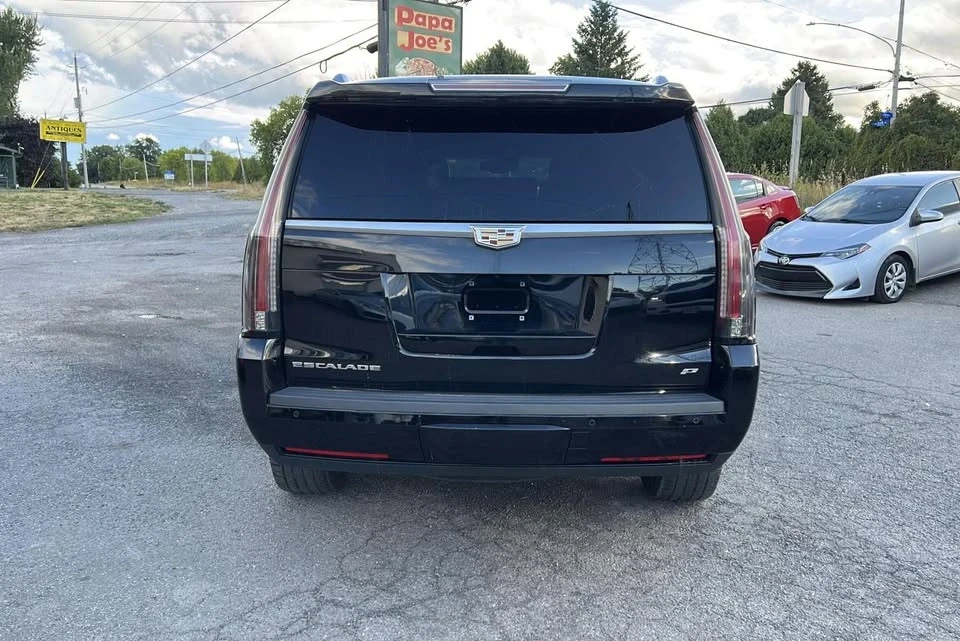 2015 Cadillac Escalade 4th Gen - Image 2 of 18