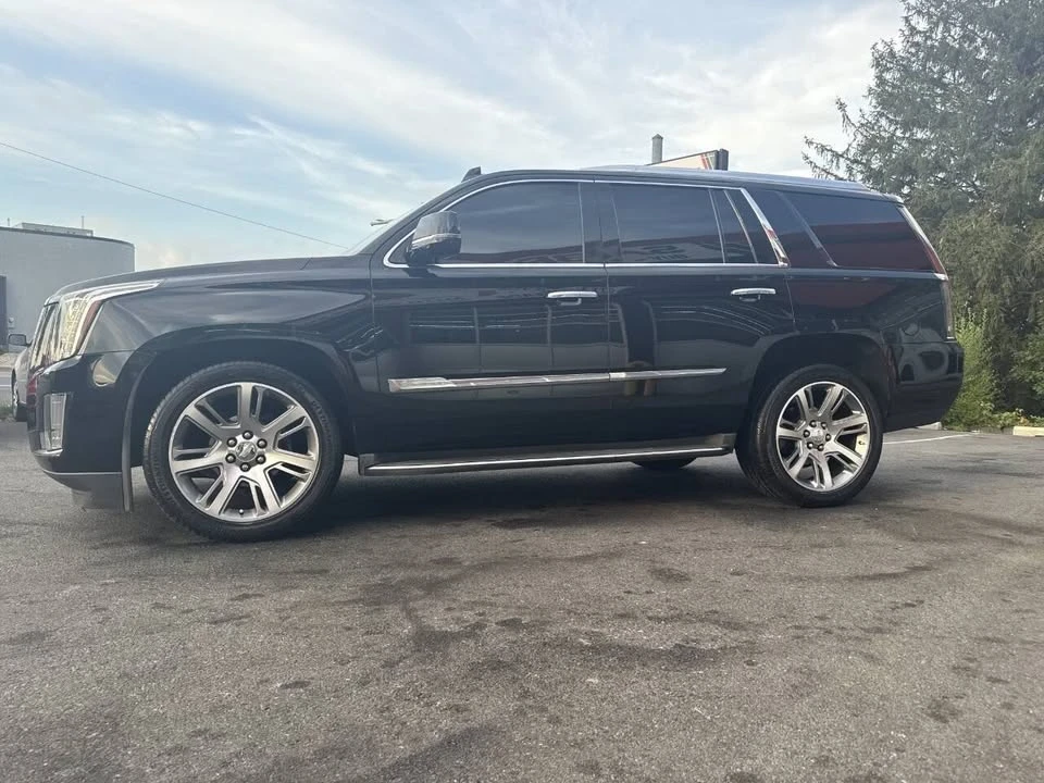 2015 Cadillac Escalade 4th Gen - Image 18 of 19