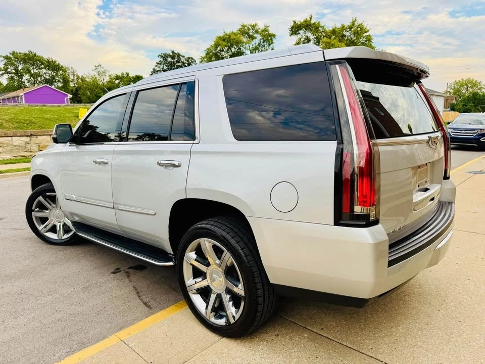 2015 Cadillac Escalade 4th Gen - Image 5 of 20