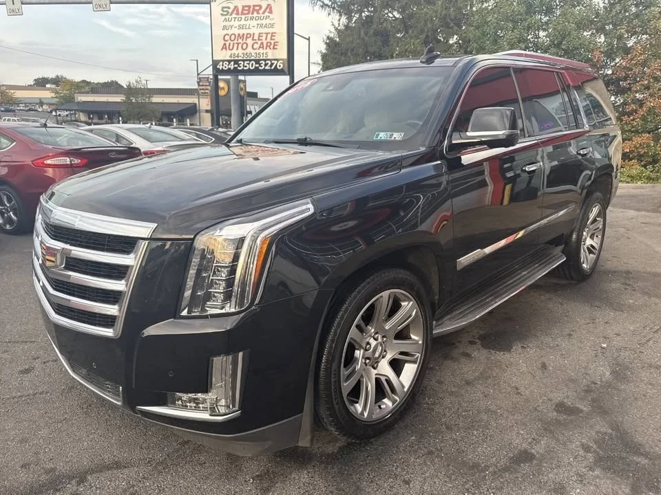 2015 Cadillac Escalade 4th Gen - Image 16 of 19
