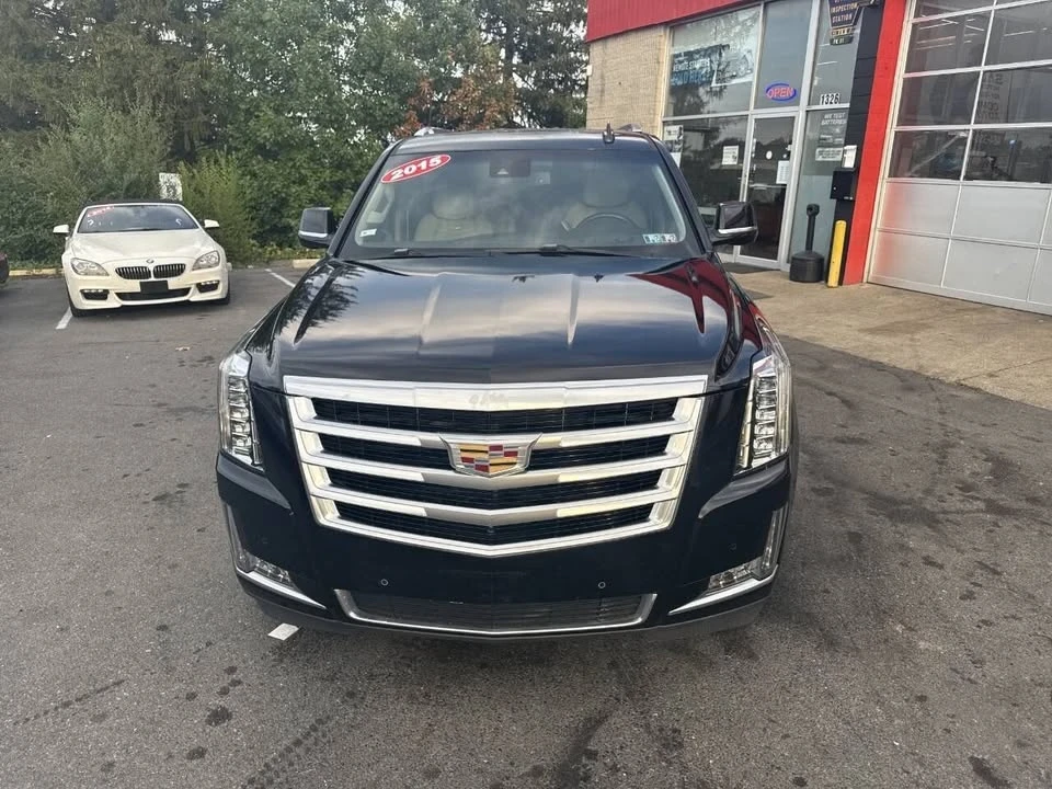 2015 Cadillac Escalade 4th Gen - Image 14 of 19