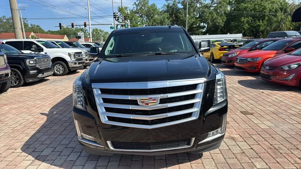 2015 Cadillac Escalade 4th Gen - Image 2 of 20