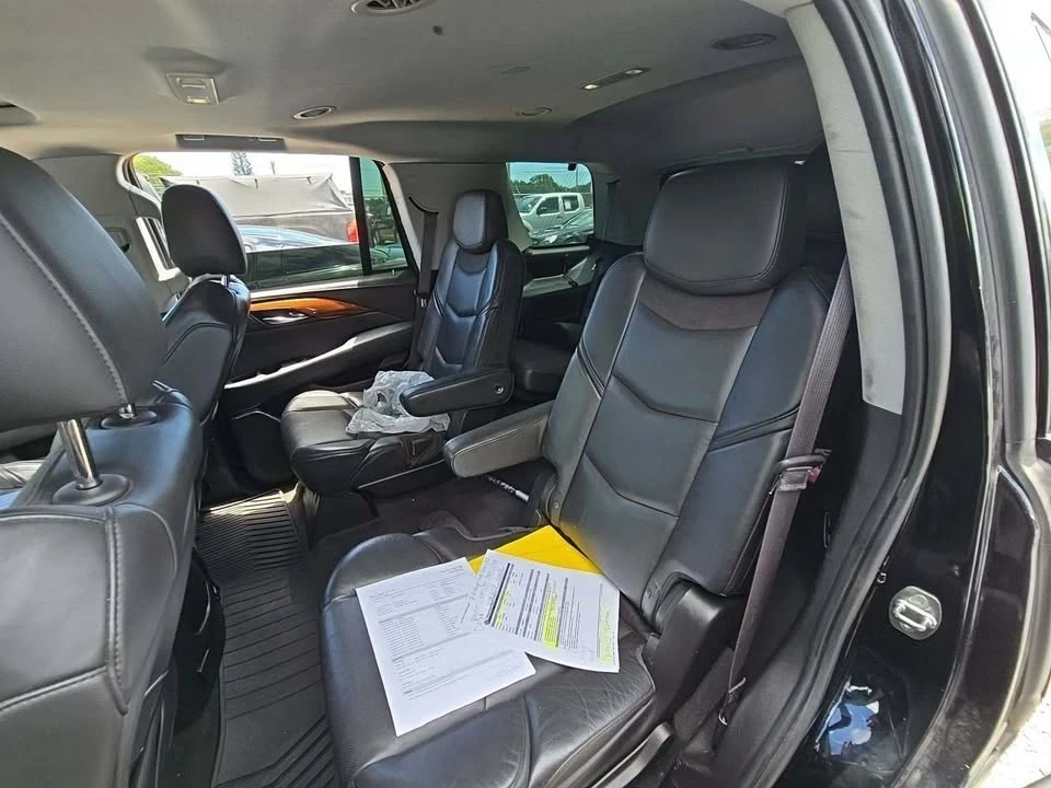 2015 Cadillac Escalade 4th Gen - Image 6 of 10