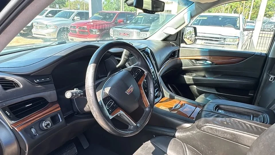 2015 Cadillac Escalade 4th Gen - Image 9 of 20