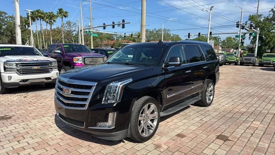 2015 Cadillac Escalade 4th Gen - Image 3 of 20