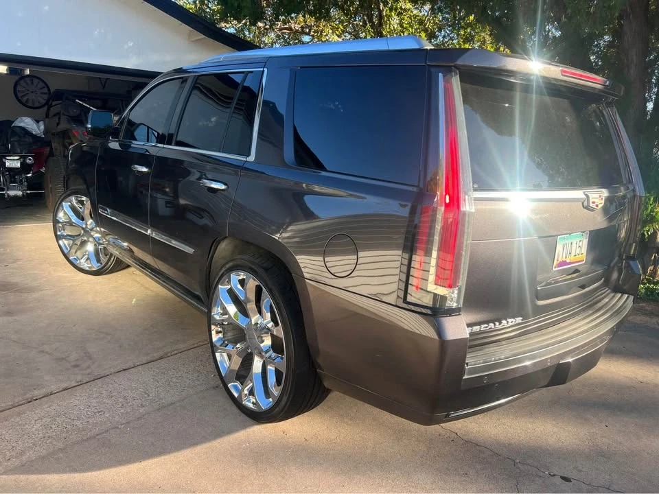 2015 Cadillac Escalade 4th Gen - Image 12 of 20