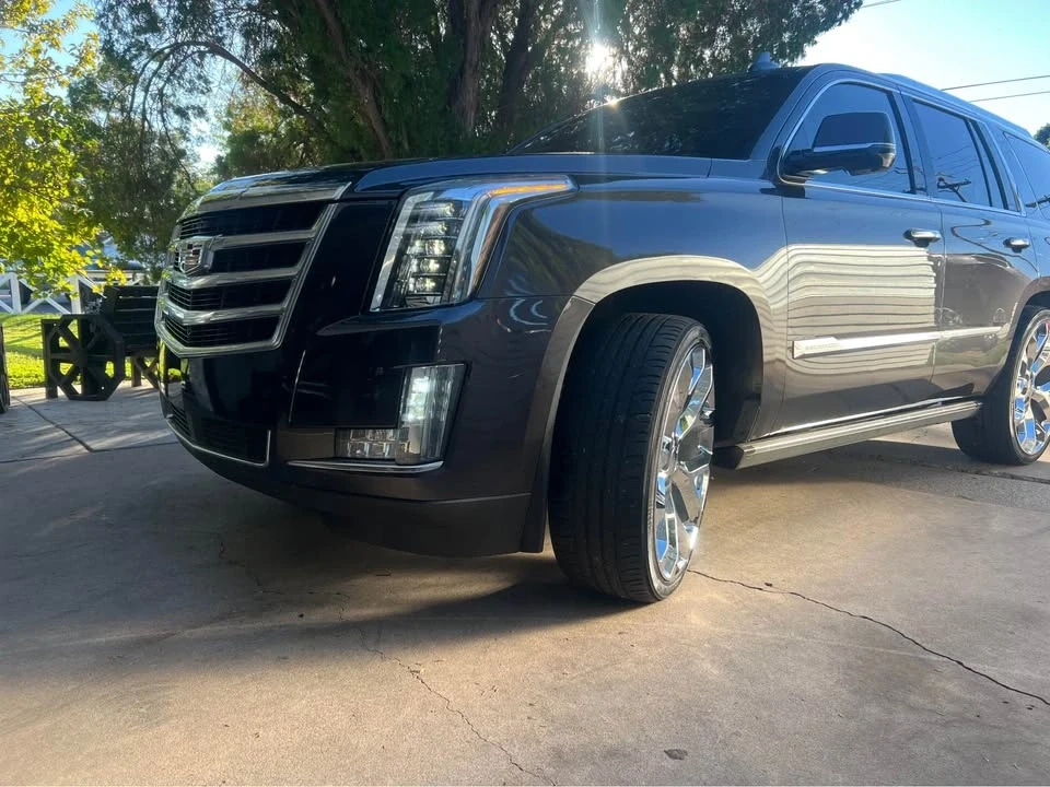 2015 Cadillac Escalade 4th Gen - Image 18 of 20