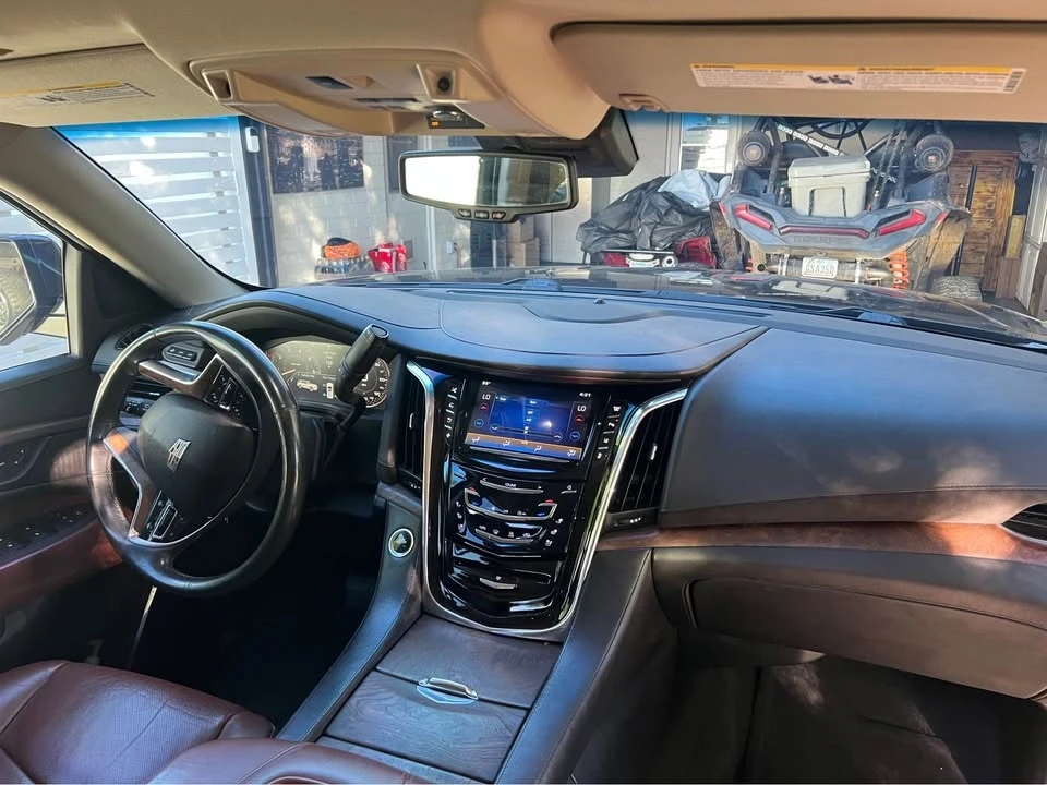 2015 Cadillac Escalade 4th Gen - Image 2 of 20