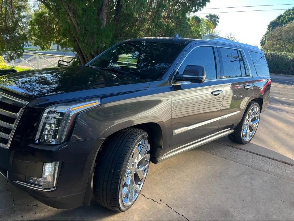 2015 Cadillac Escalade 4th Gen - Image 9 of 20
