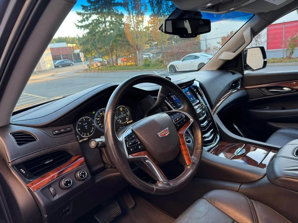2015 Cadillac Escalade 4th Gen - Image 14 of 15