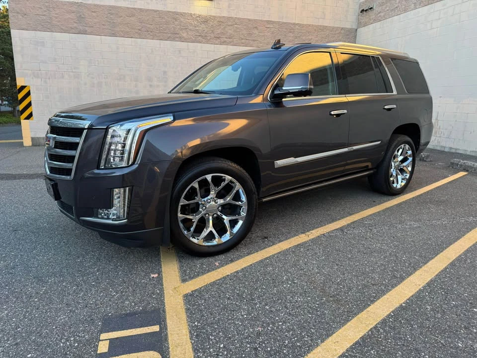 2015 Cadillac Escalade 4th Gen - Image 2 of 15