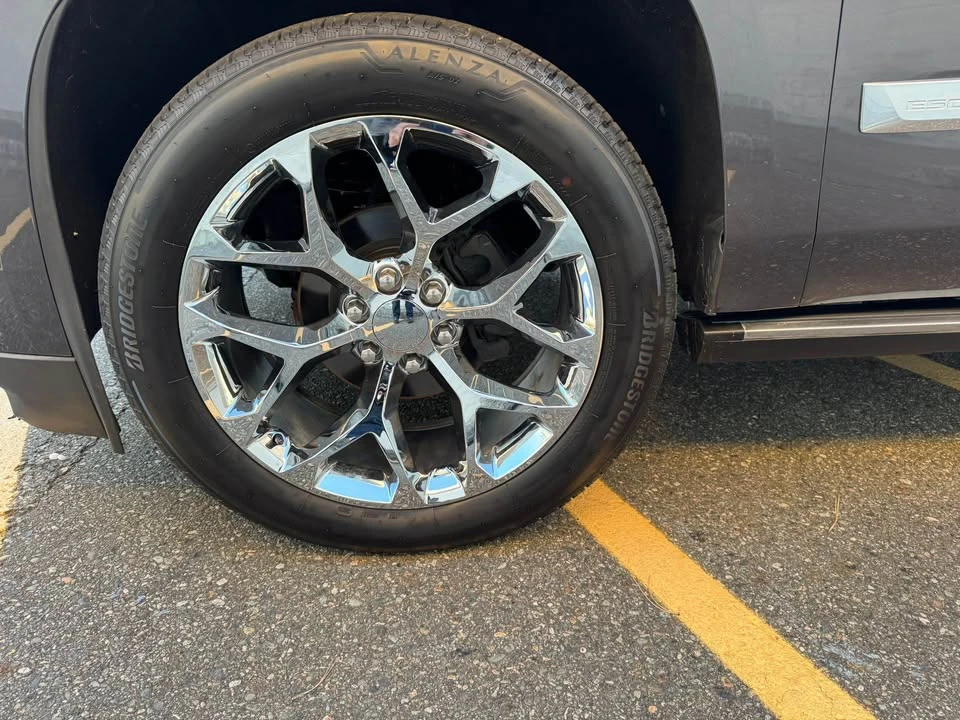 2015 Cadillac Escalade 4th Gen - Image 8 of 15