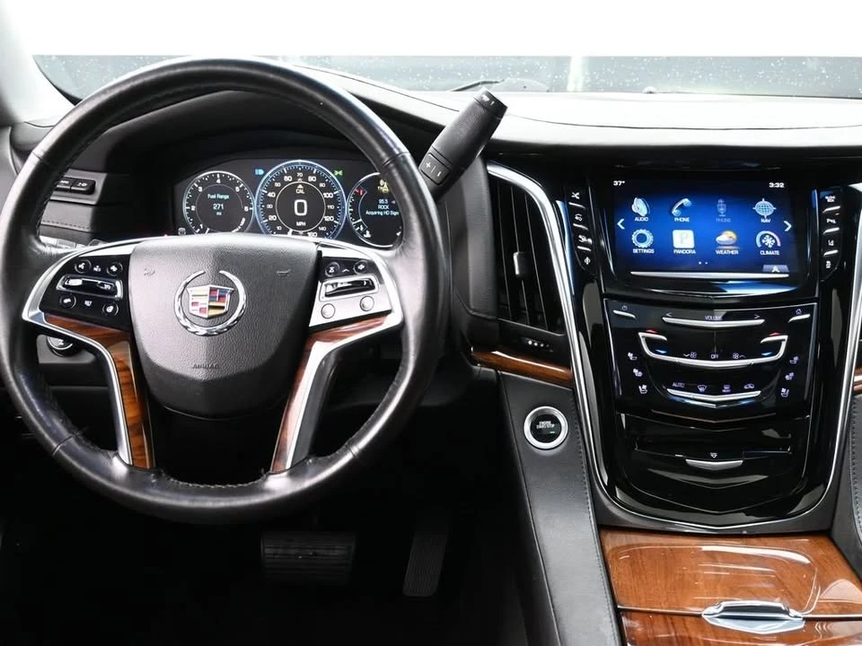 2015 Cadillac Escalade 4th Gen - Image 8 of 15