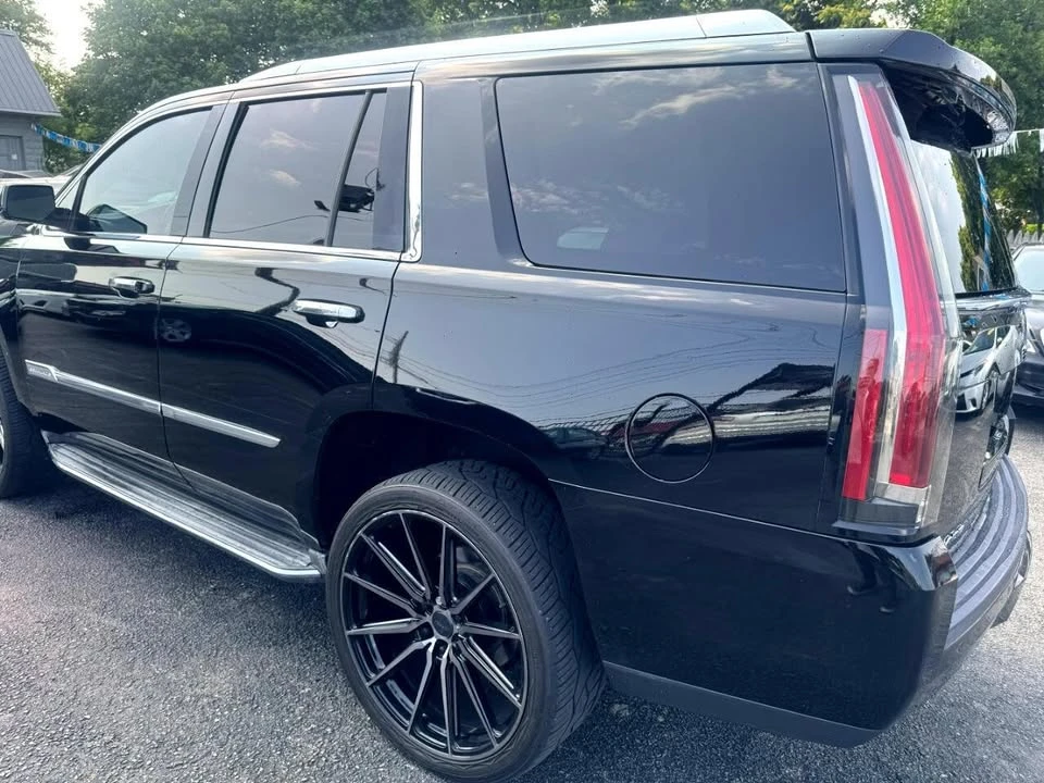 2015 Cadillac Escalade 4th Gen - Image 5 of 13