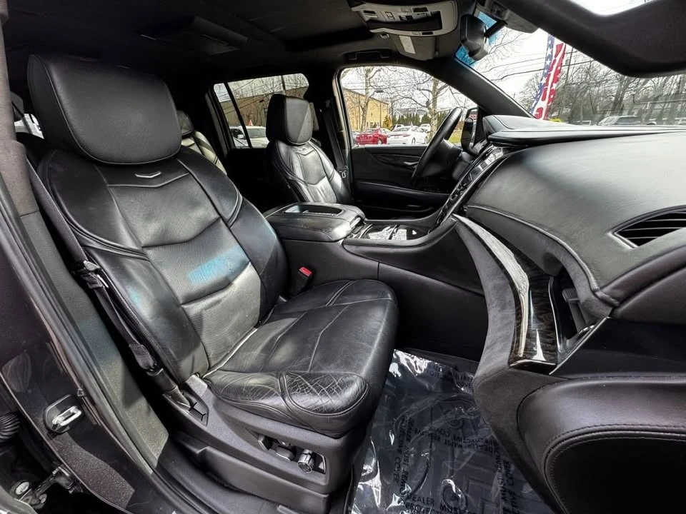 2015 Cadillac Escalade 4th Gen - Image 16 of 20