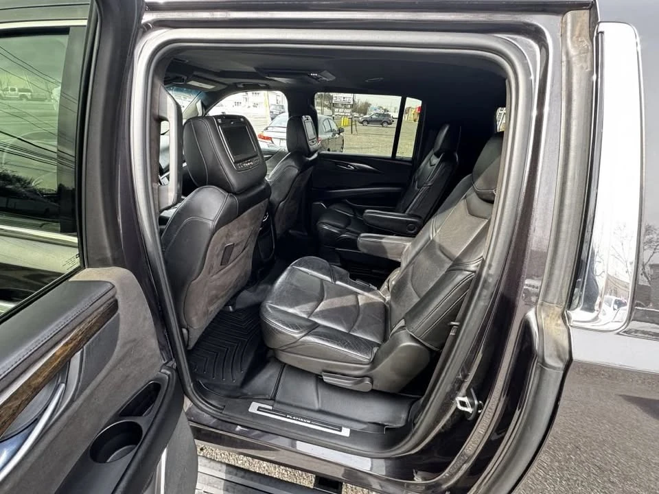 2015 Cadillac Escalade 4th Gen - Image 10 of 20