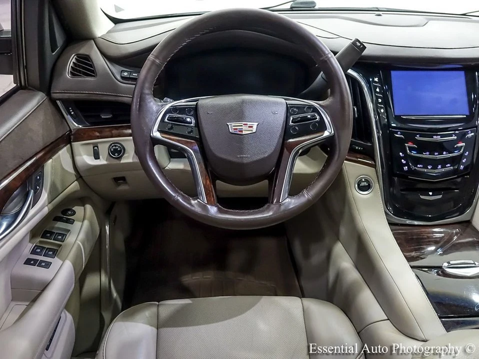 2015 Cadillac Escalade 4th Gen - Image 17 of 20