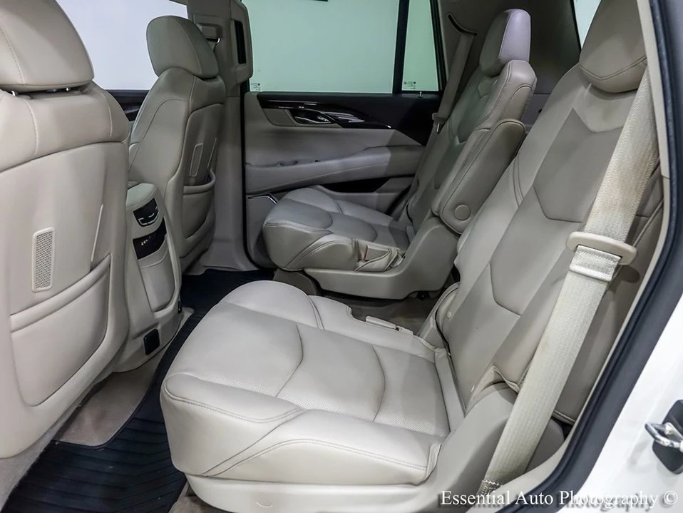 2015 Cadillac Escalade 4th Gen - Image 13 of 20