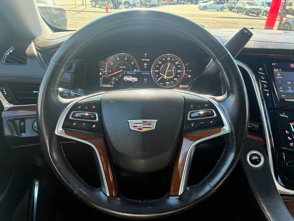 2015 Cadillac Escalade 4th Gen - Image 17 of 20
