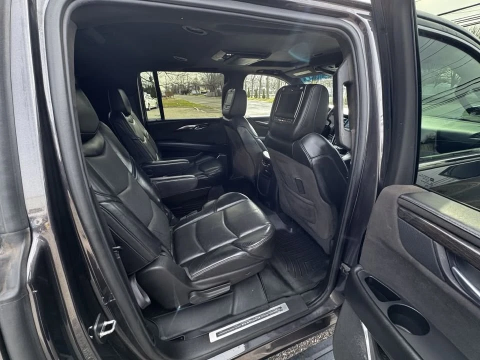 2015 Cadillac Escalade 4th Gen - Image 14 of 20