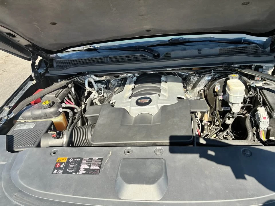 2015 Cadillac Escalade 4th Gen - Image 12 of 20