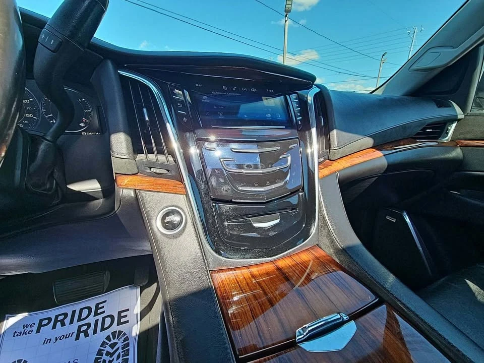 2015 Cadillac Escalade 4th Gen - Image 11 of 12