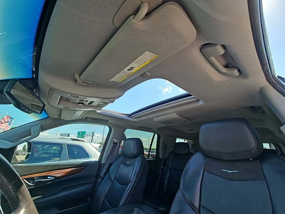 2015 Cadillac Escalade 4th Gen - Image 7 of 12