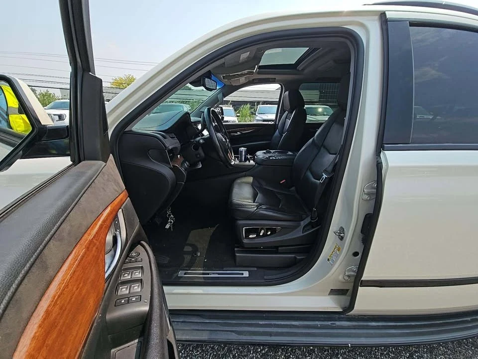2015 Cadillac Escalade 4th Gen - Image 4 of 10