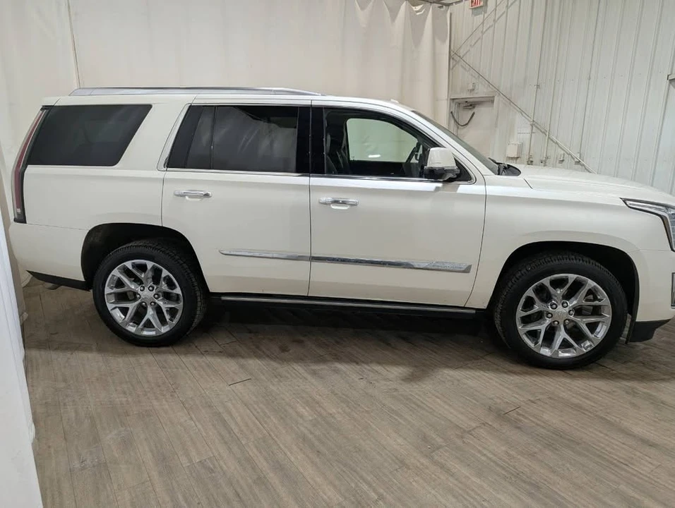 2015 Cadillac Escalade 4th Gen - Image 8 of 20