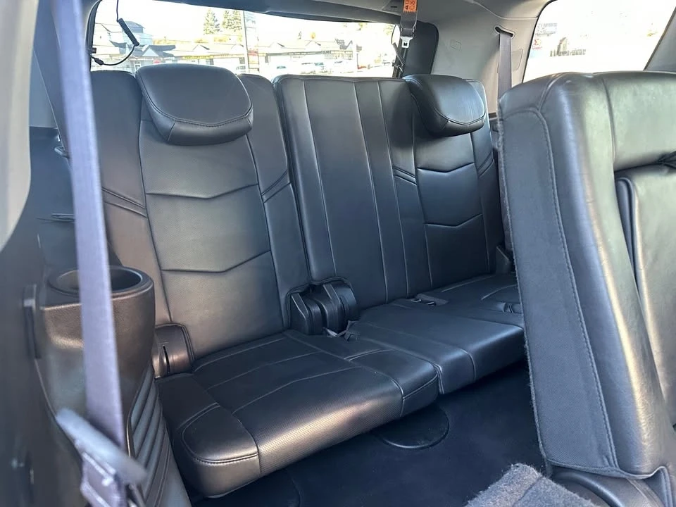 2015 Cadillac Escalade 4th Gen - Image 9 of 17