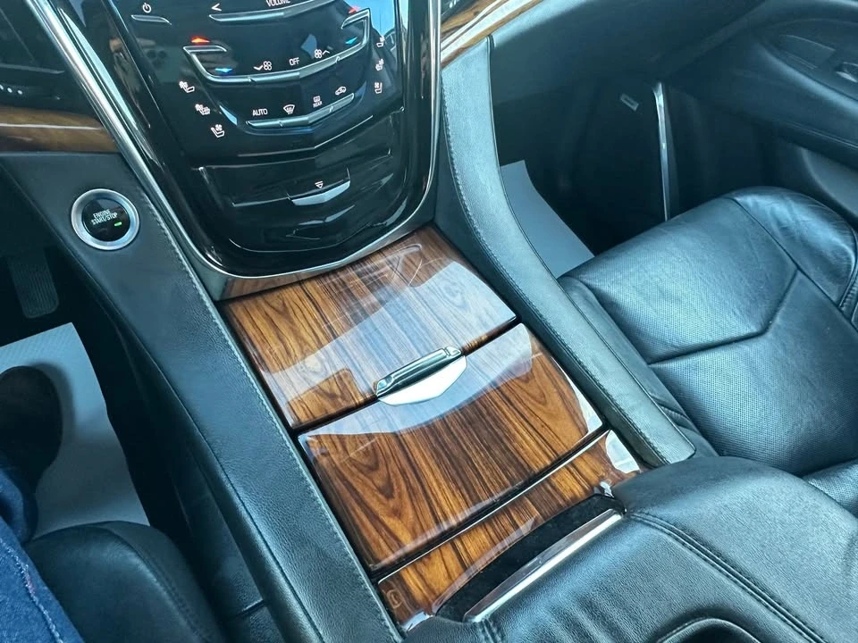 2015 Cadillac Escalade 4th Gen - Image 14 of 17