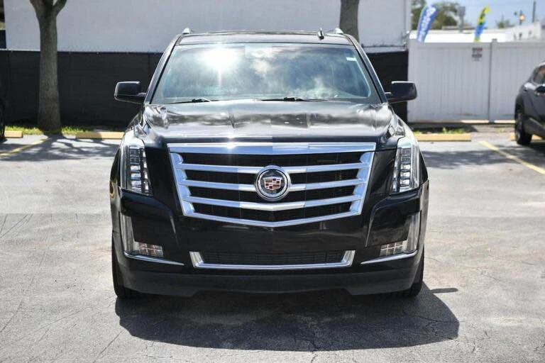 2015 Cadillac Escalade 4th Gen - Image 2 of 10
